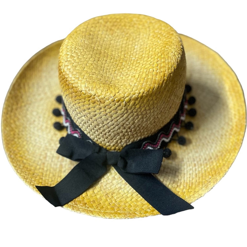 Sun hat w trim and bow